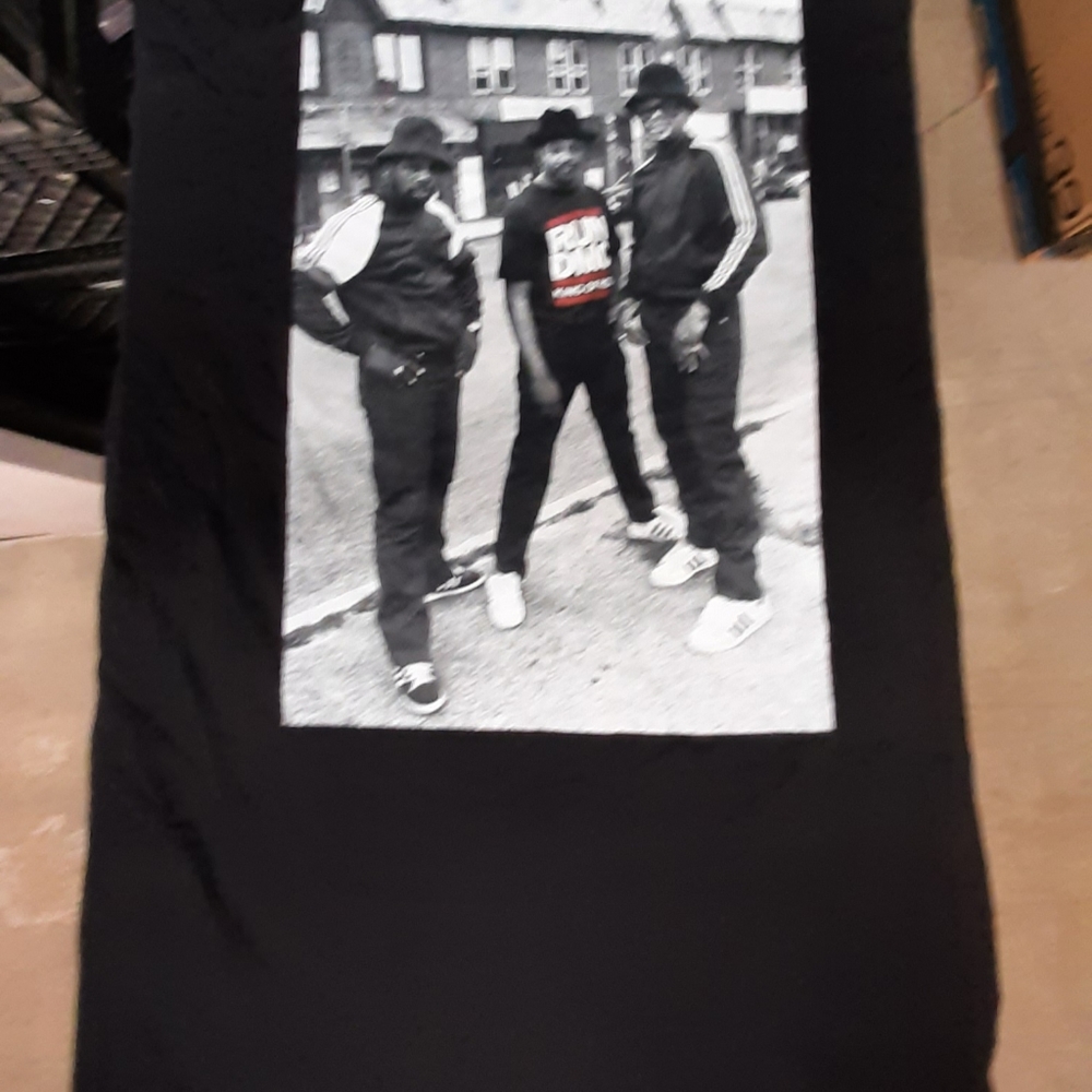 RUN DMC TSHIRT.